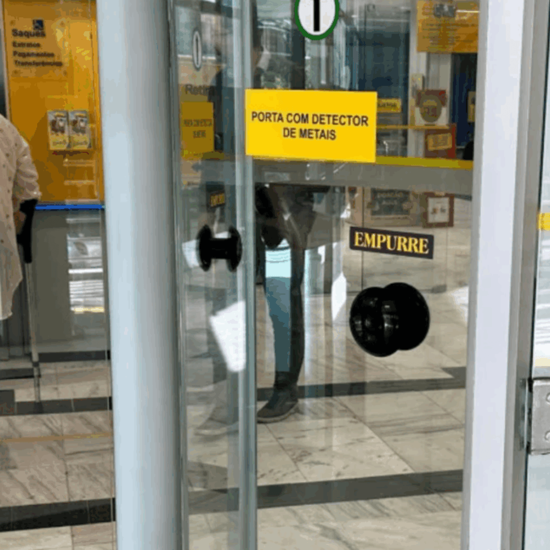 SINDICATOS REFORÇAM MOBILIZAÇÃO EM REUNIÃO COM VEREADORES CONTRA RETIRADA DE PORTAS GIRATÓRIAS EM AGÊNCIAS BANCÁRIAS