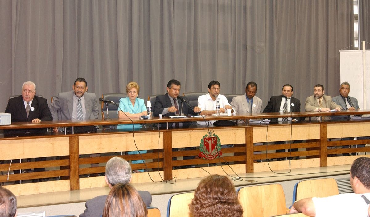 A LUTA QUE SALVOU VIDAS: A CONQUISTA DO COLETE À PROVA DE BALAS PARA OS VIGILANTES